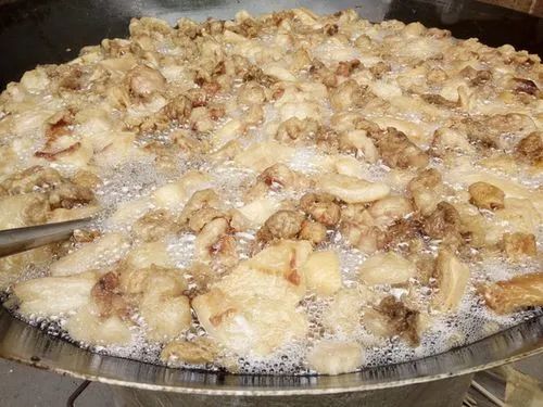 炸豬油廠油煙異味濃、刺激性大，Dejing的凈除臭劑快速除臭