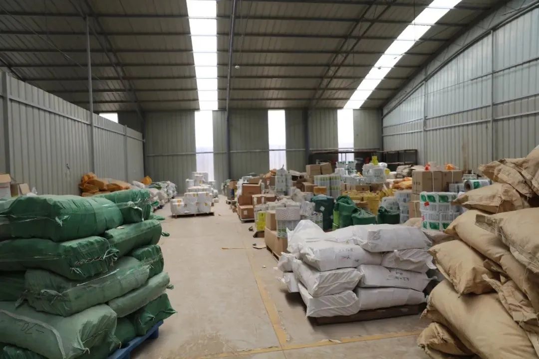 飼料廠車間腥臭味擾民，就用Dejing的凈飼料廠專用除臭劑.jpg