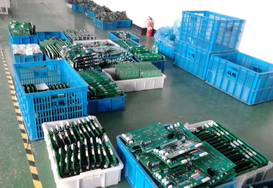 電子工業廢氣VOCs污染如何治理？的凈-異味控制劑還原綠色健康呼吸！.jpg